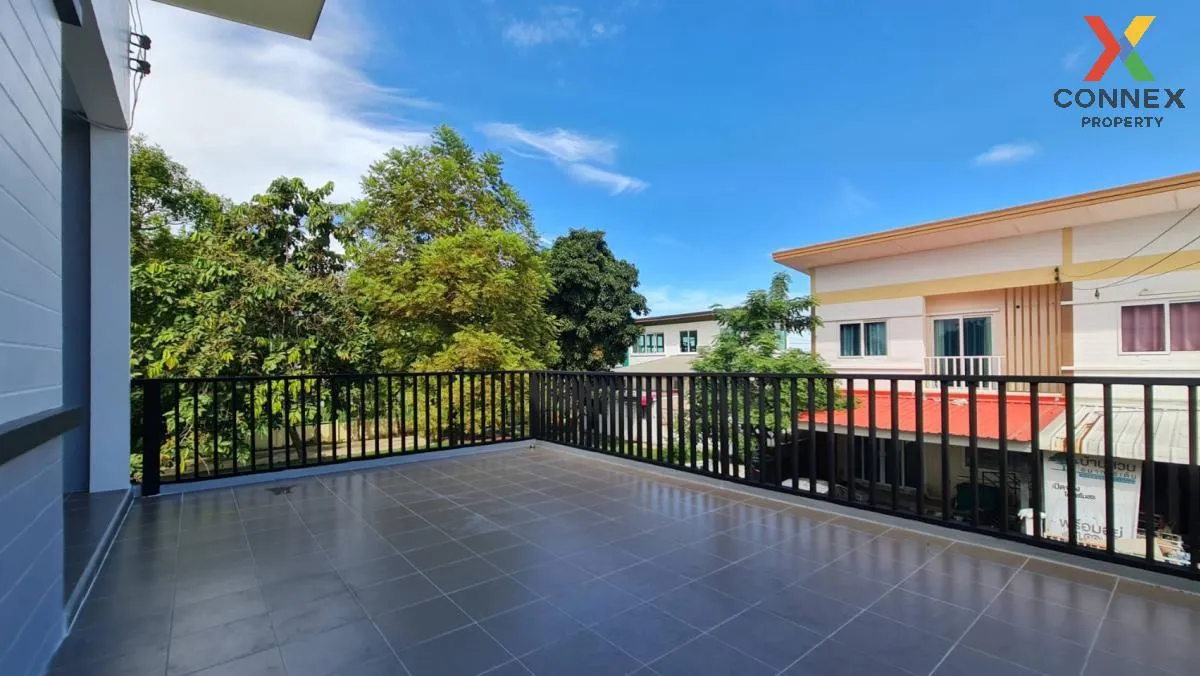 For Sale Townhouse/Townhome  , Park Village 4 Sarasas - Ratchapru