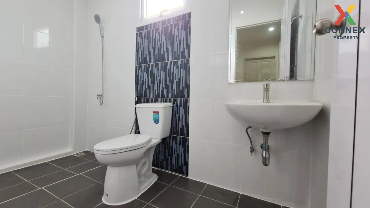 For Sale Townhouse/Townhome  , Park Village 4 Sarasas - Ratchapru
