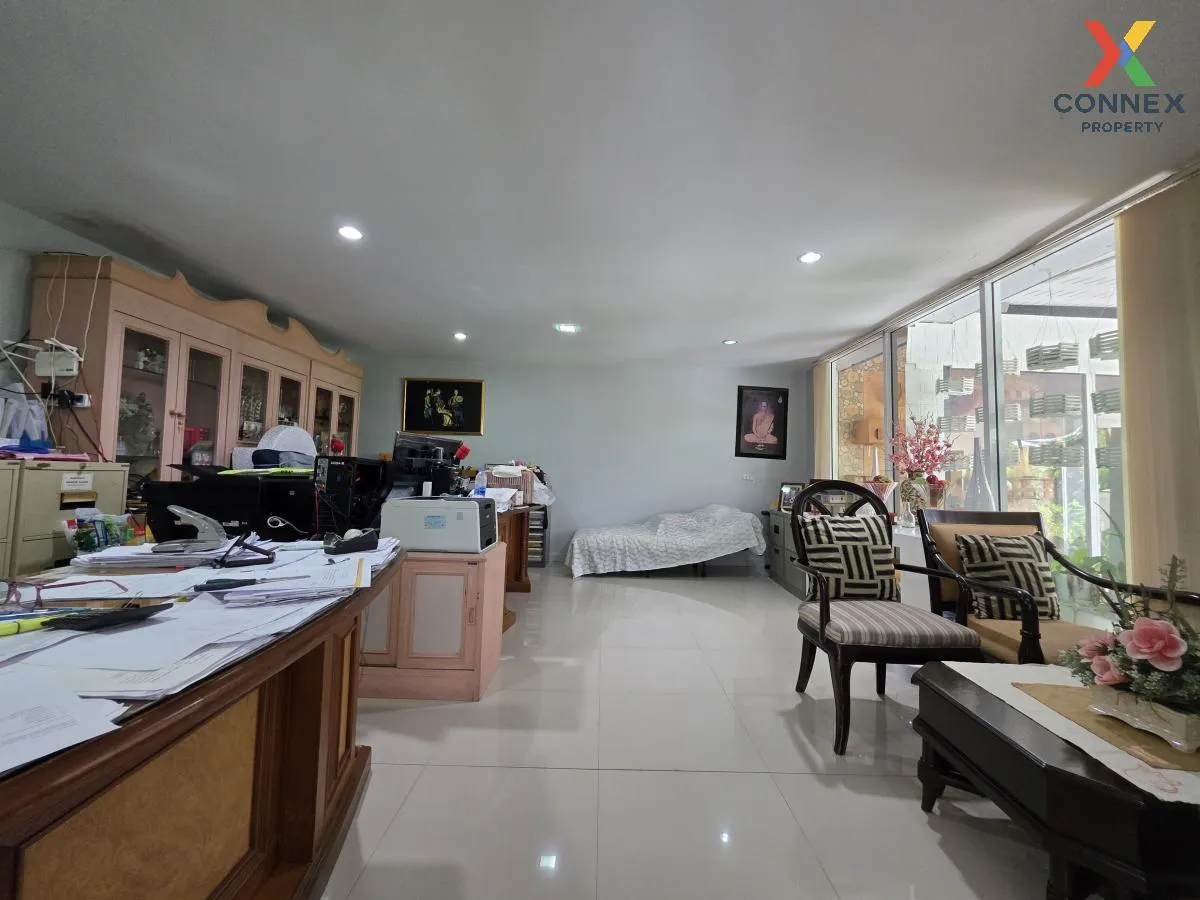 For Sale House , Tara Ratchaphruek-Pinklao , corner unit , Mahasa