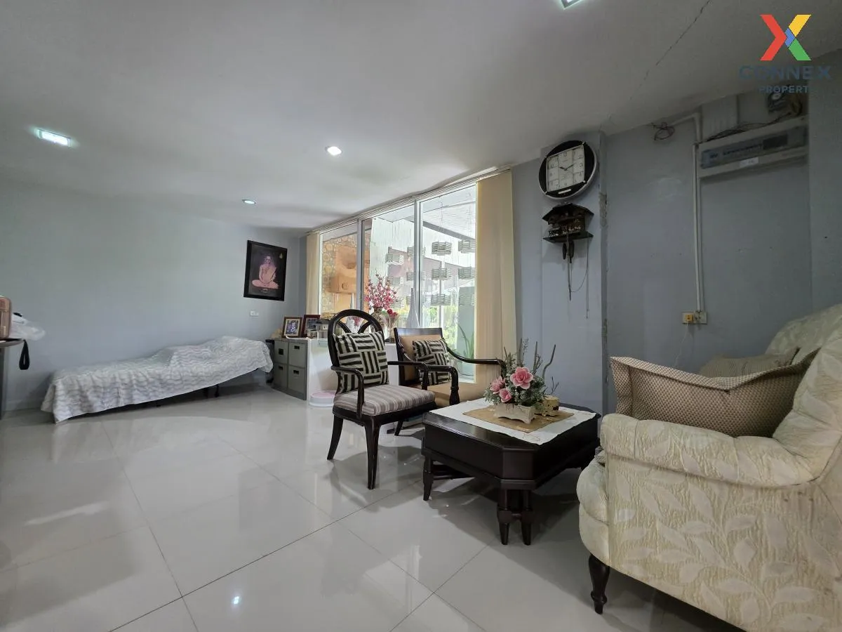 For Sale House , Tara Ratchaphruek-Pinklao , corner unit , Mahasa