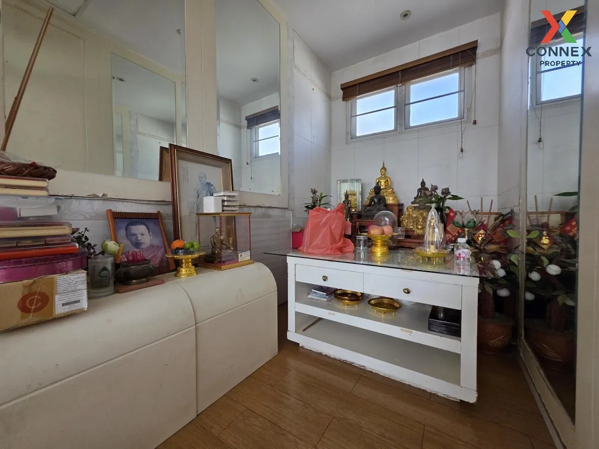 For Sale House , Tara Ratchaphruek-Pinklao , corner unit , Mahasa