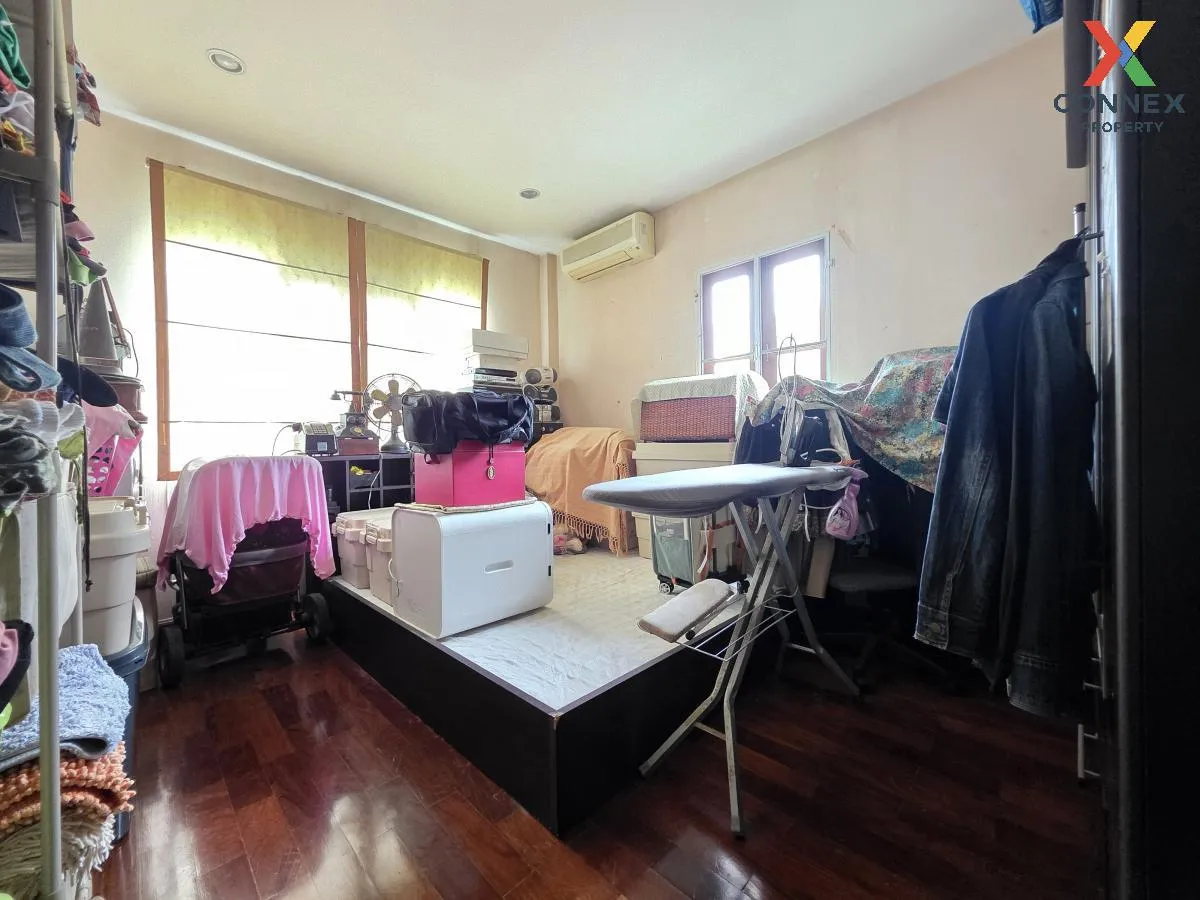 For Sale House , Laddarom Pinklao , Bang Khu Wiang , Bang Kruai ,