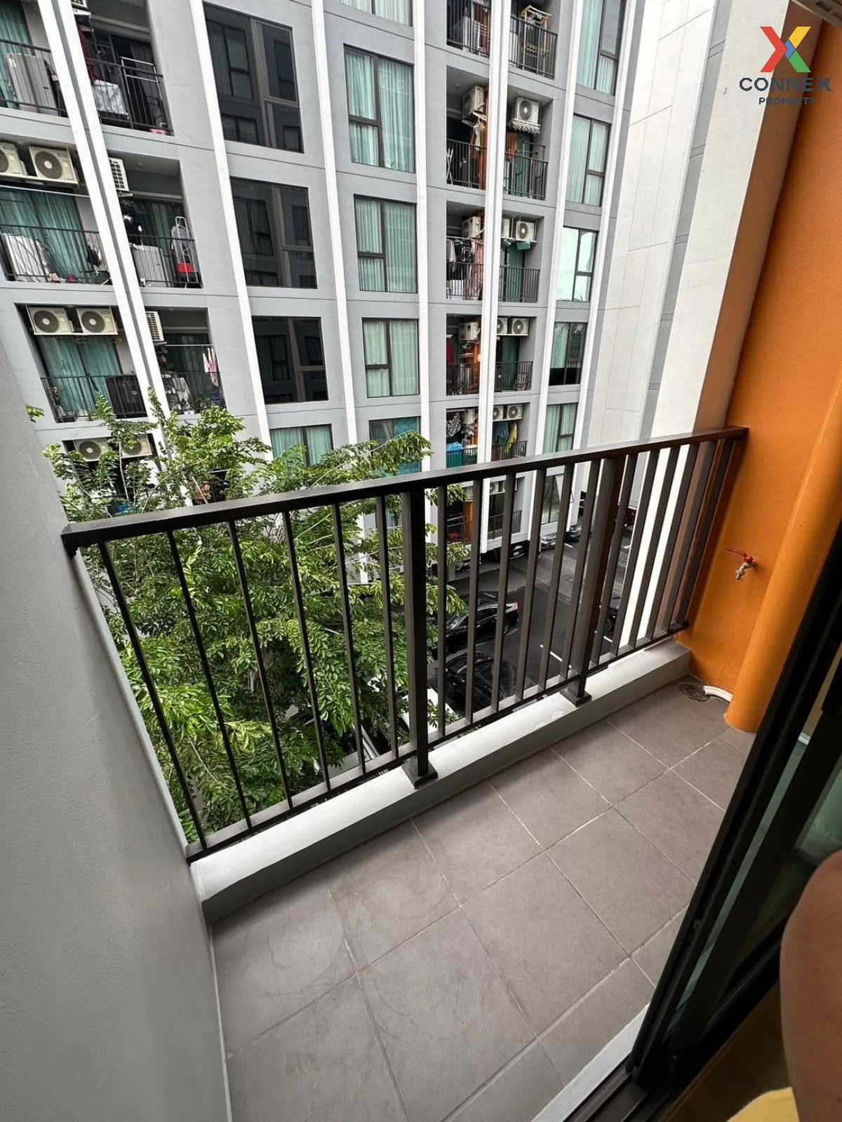 เช่าคอนโด  ฟีล คอนโด ลาดพร้าว 122 MRT-ลาดพร้าว 101 (สายสีเหลือง) 