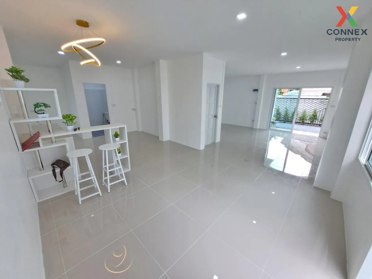 For Sale House , Baan Rompradu Phetkasem 104 , newly renovated , 