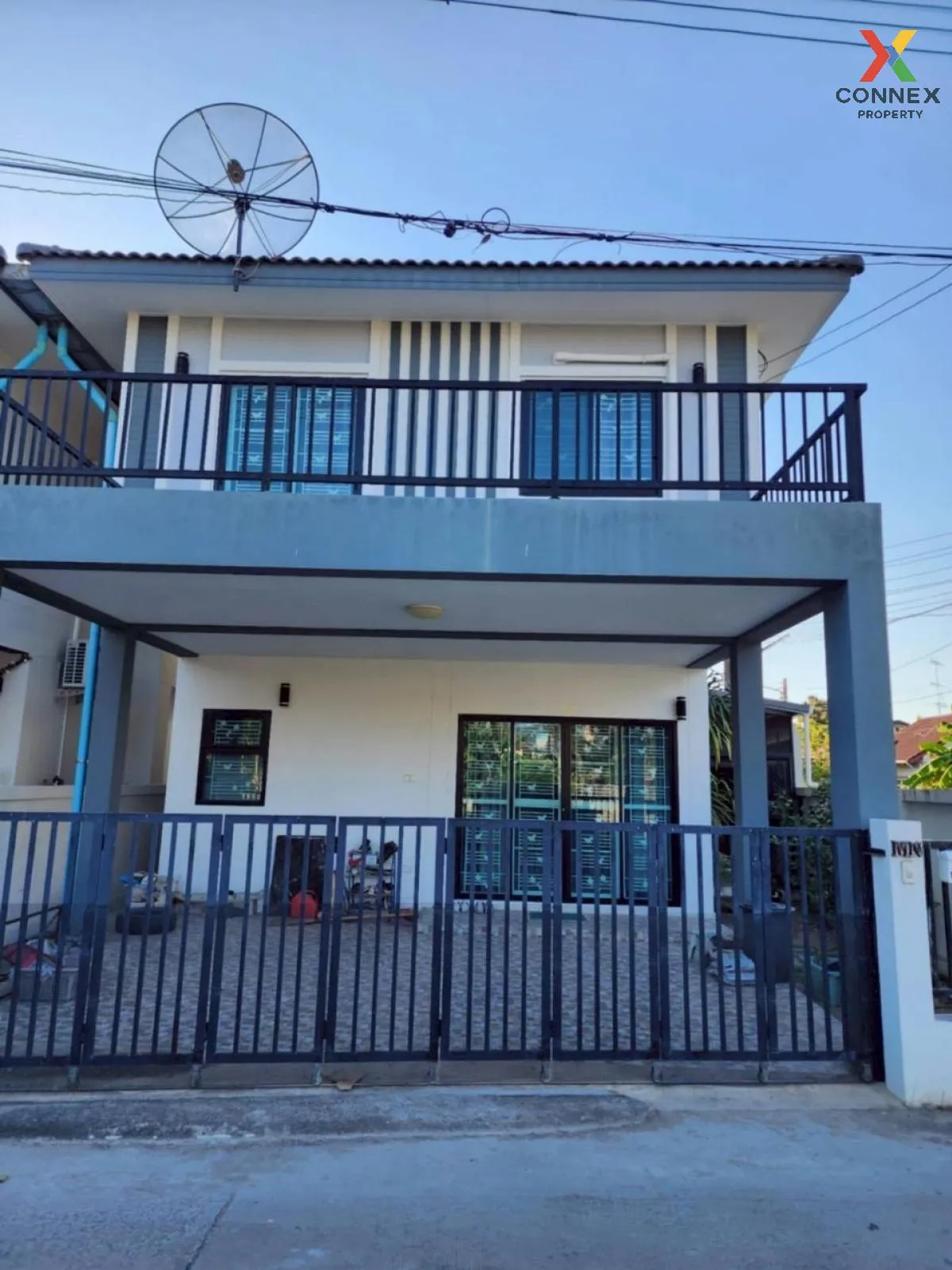 For Sale House , Baan Film , corner unit , Samet , Mueang Chon Bu 1