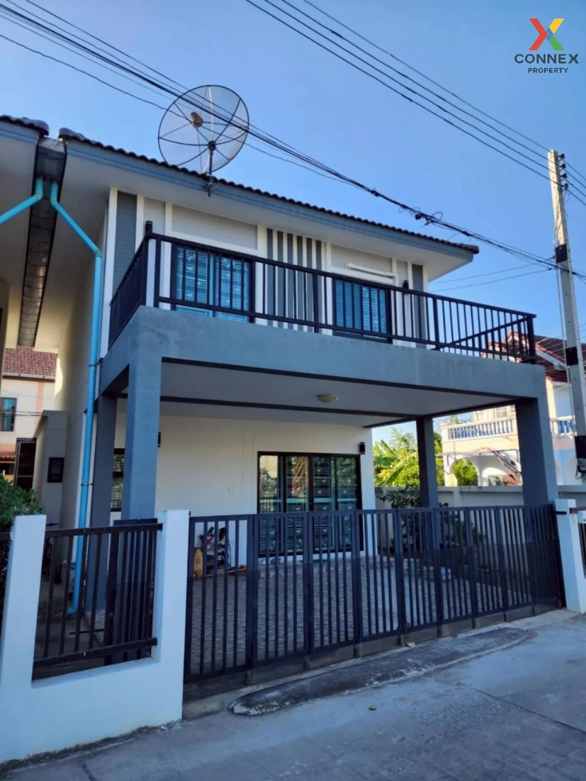 For Sale House , Baan Film , corner unit , Samet , Mueang Chon Bu 3