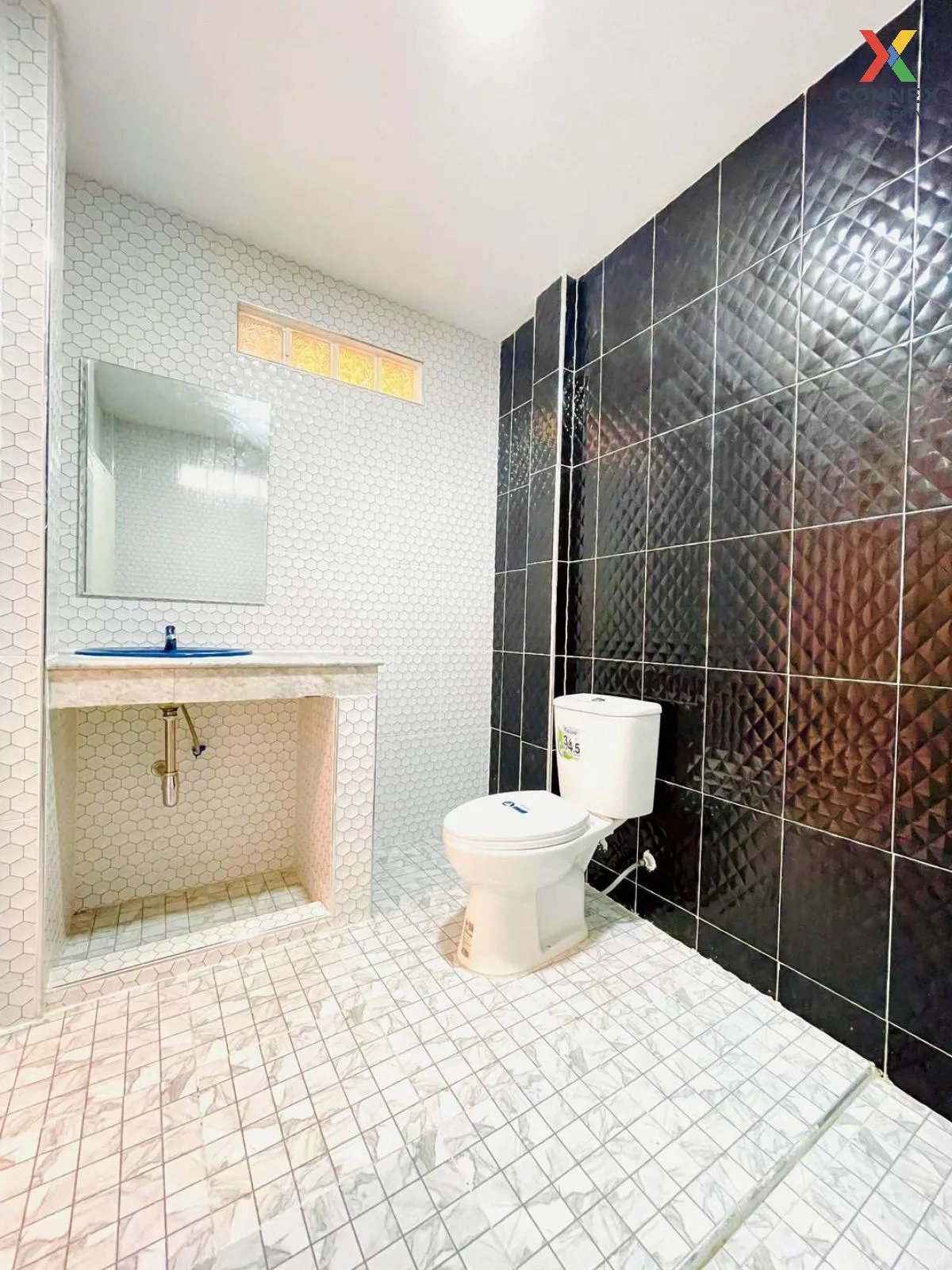 For Sale Townhouse/Townhome  , Moobaan Eklada , newly renovated ,