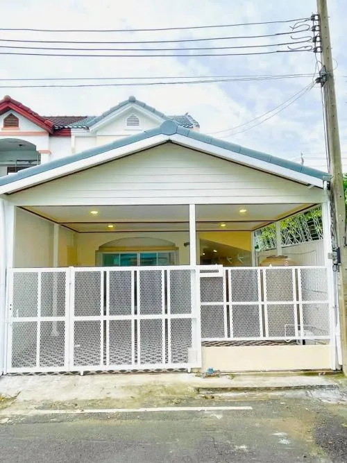 For Sale Townhouse/Townhome  , Moobaan Eklada , newly renovated , Bang Rak Phatthana , Bang Bua Thong , Nonthaburi , CX-128158