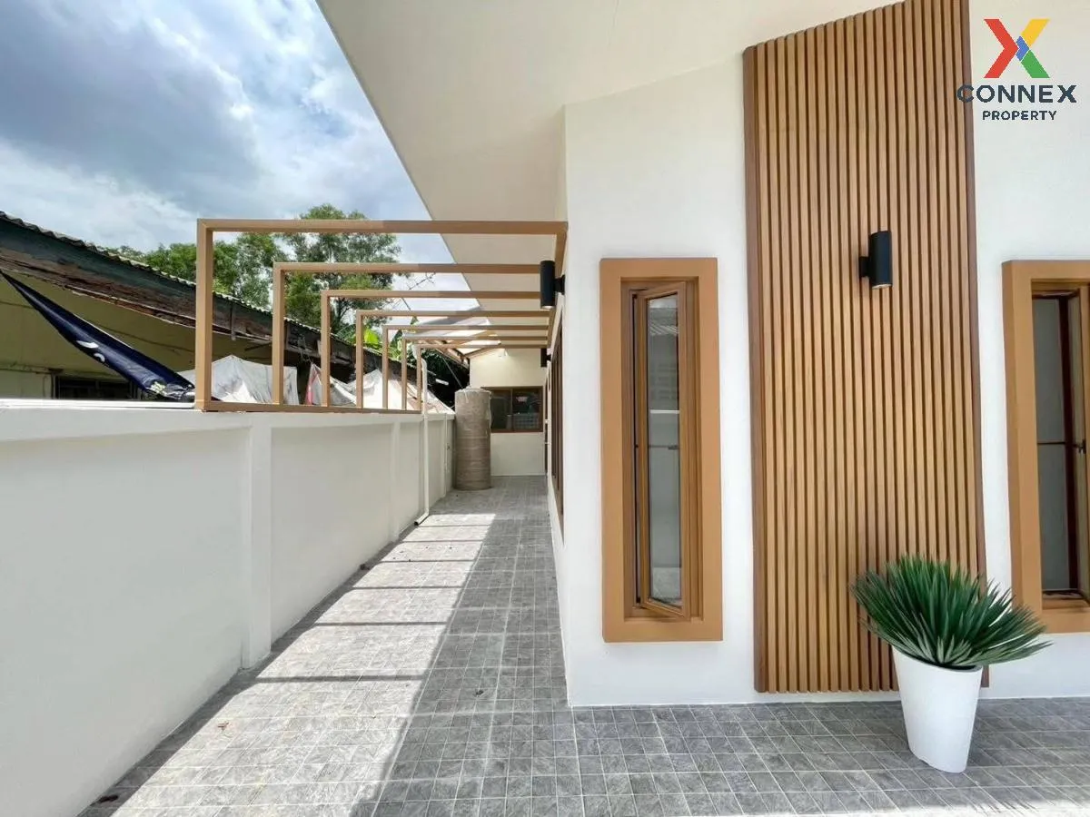 For Sale House , Baan Thahan Kong Nun , newly renovated , MRT-Ban 4