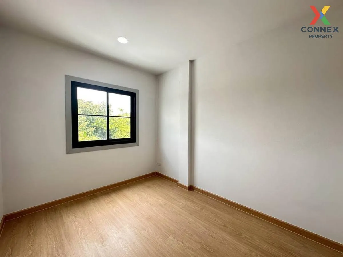 For Sale Townhouse/Townhome  , Sweet Home Park Bang Bua Thong , n