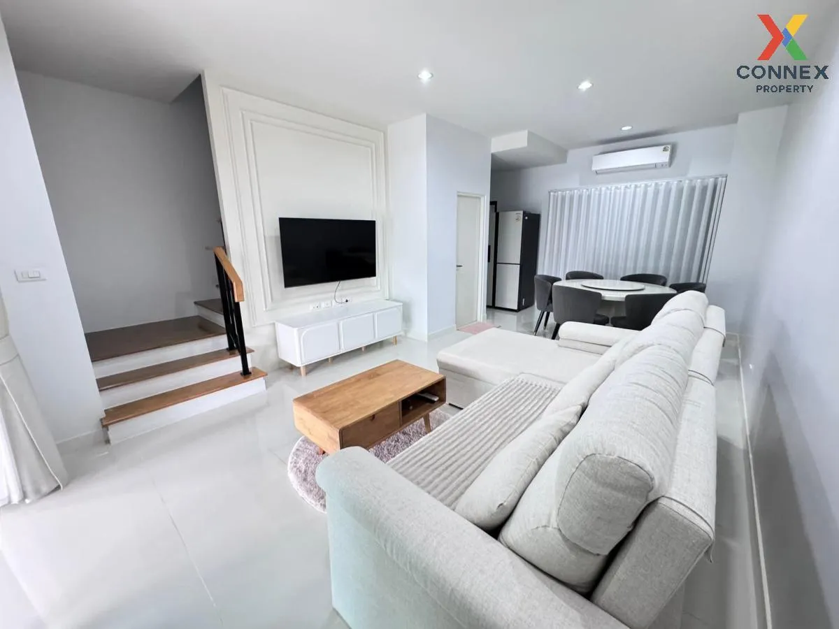 For Rent Townhouse/Townhome  , Baan Klang Muang Rama 9-New Krungt 4