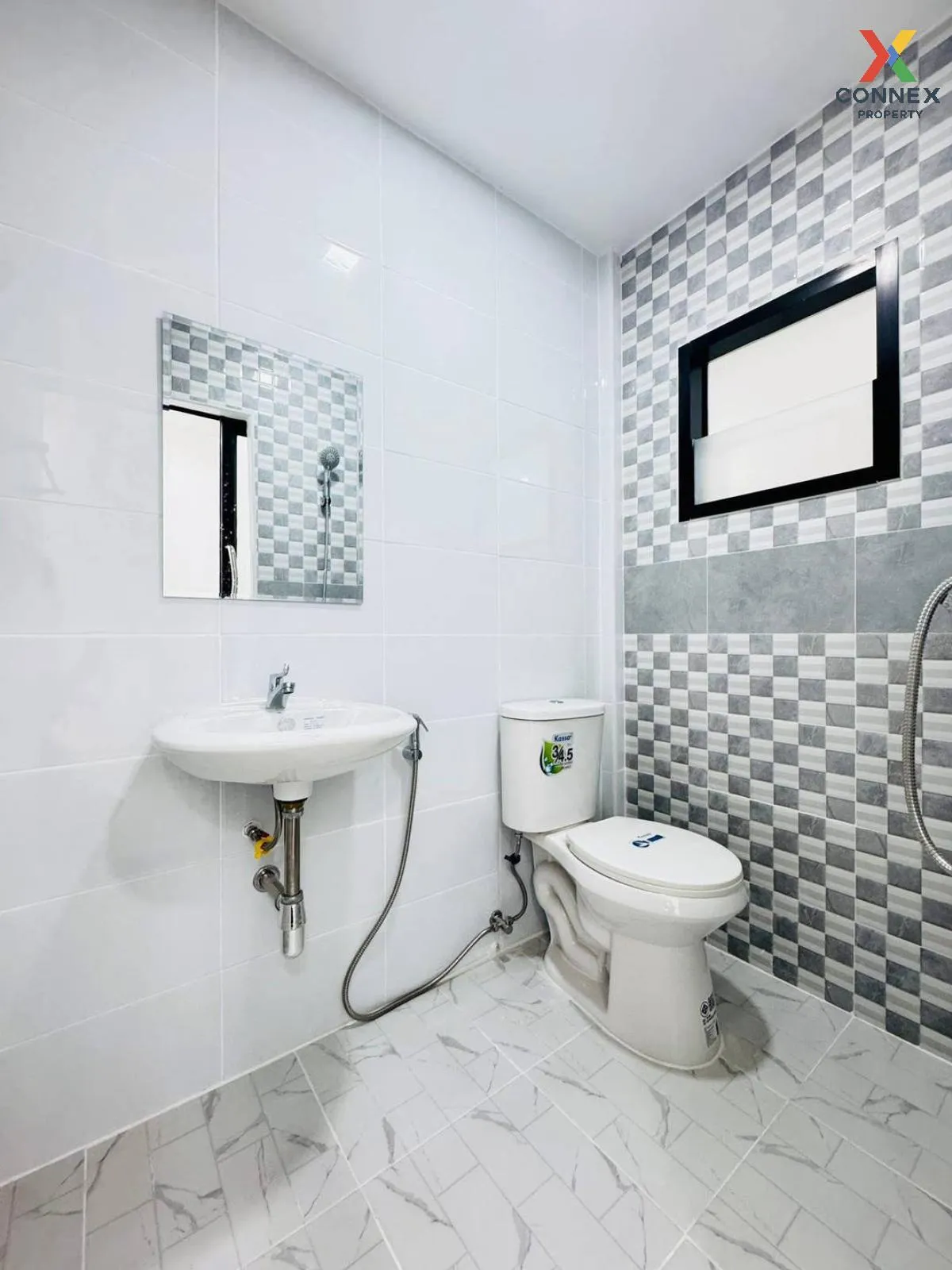 For Sale Townhouse/Townhome  , Baan Tawan Ngam , corner unit , wi