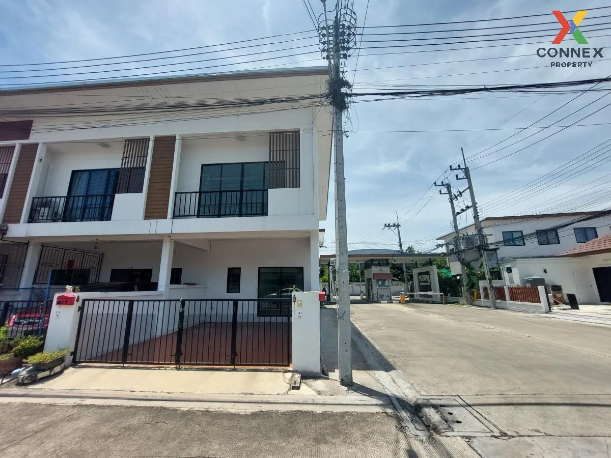 For Sale Townhouse/Townhome  , Panacea Ville , corner unit , Na P 3