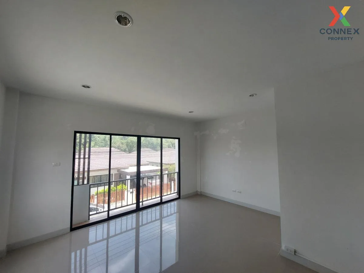 For Sale Townhouse/Townhome  , Panacea Ville , corner unit , Na P
