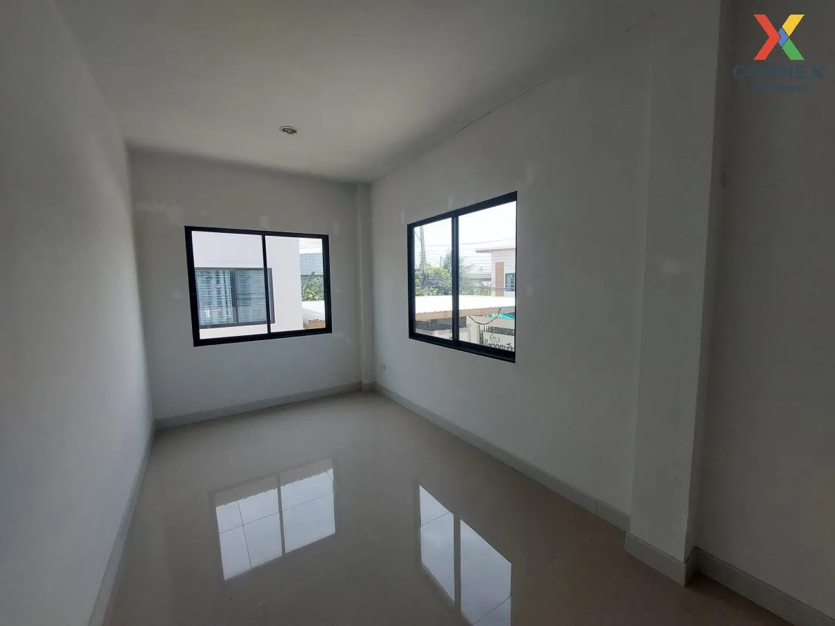For Sale Townhouse/Townhome  , Panacea Ville , corner unit , Na P