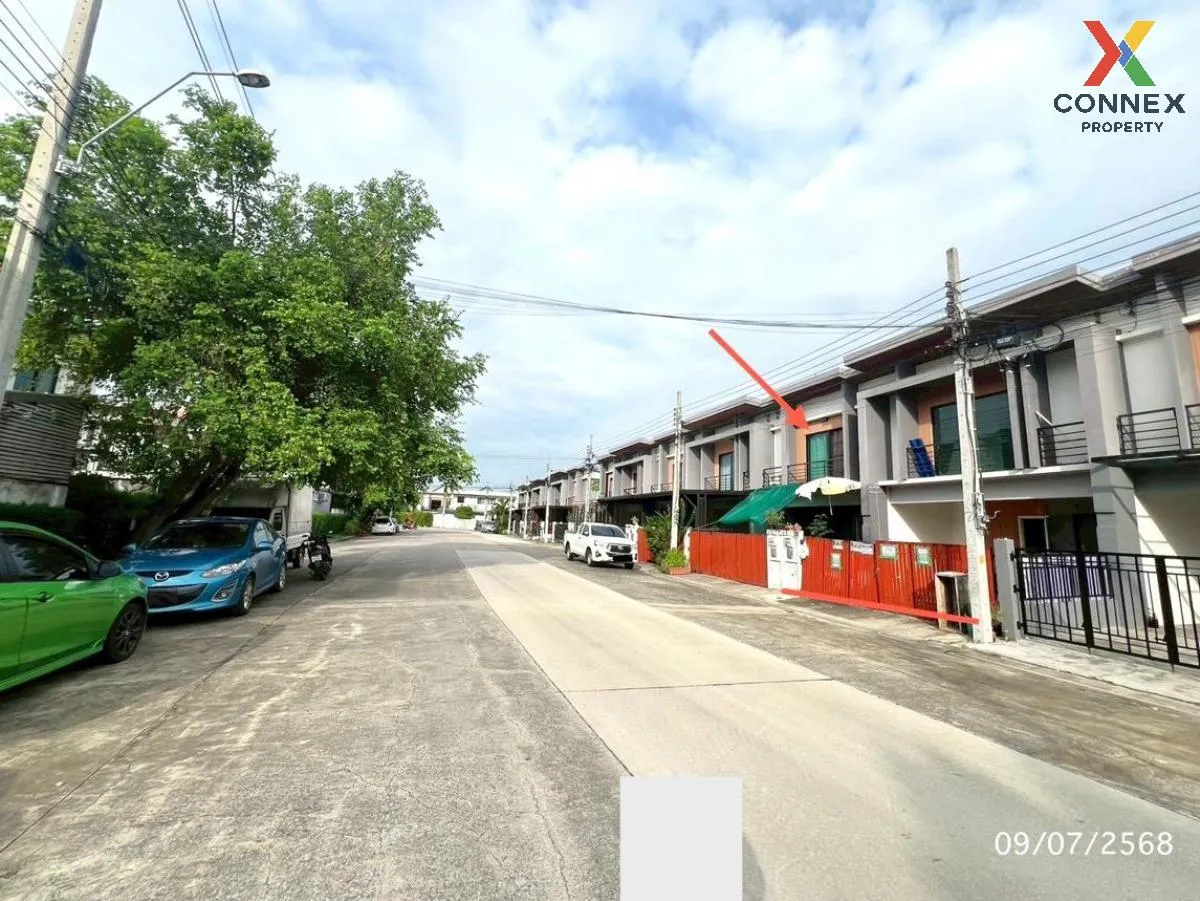 For Sale Townhouse/Townhome  , The Gallery & Nature Trend Rattana 3