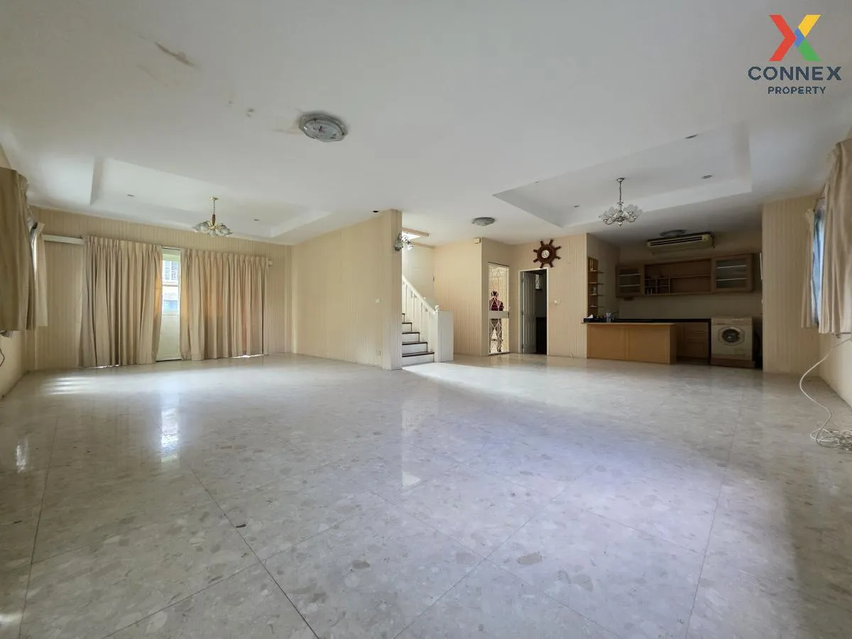 For Sale House , Laddarom Pinklao , Bang Khu Wiang , Bang Kruai ,