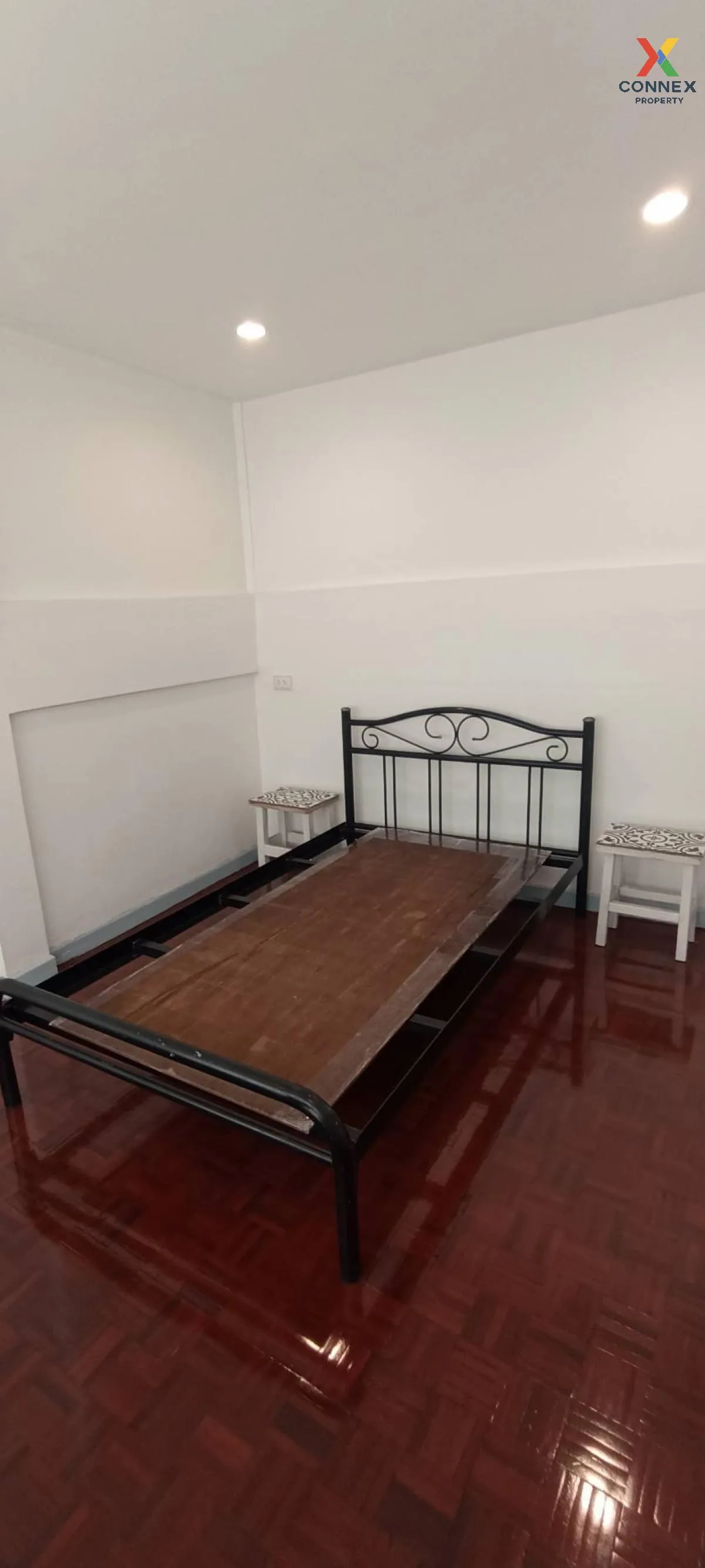For Rent 3 - storey townhouse area 23 sq m Soi Lat Phrao 128/1 Ba