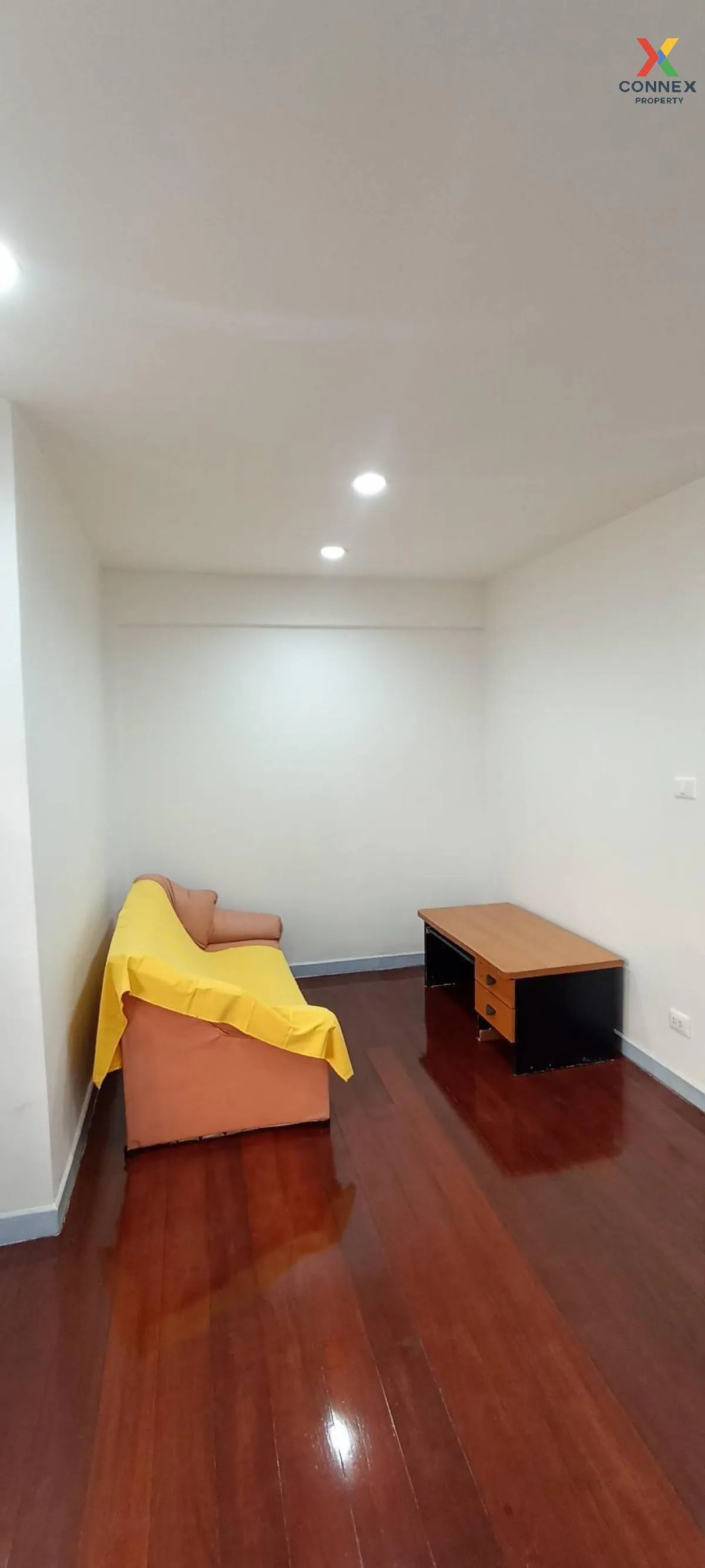 For Rent 3 - storey townhouse area 23 sq m Soi Lat Phrao 128/1 Ba