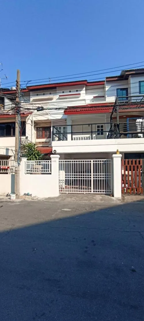 For Rent 3 - storey townhouse area 23 sq m Soi Lat Phrao 128/1 Bang Kapi Bangkok , Khlong Chan , Bang Kapi , Bangkok , CX-128563