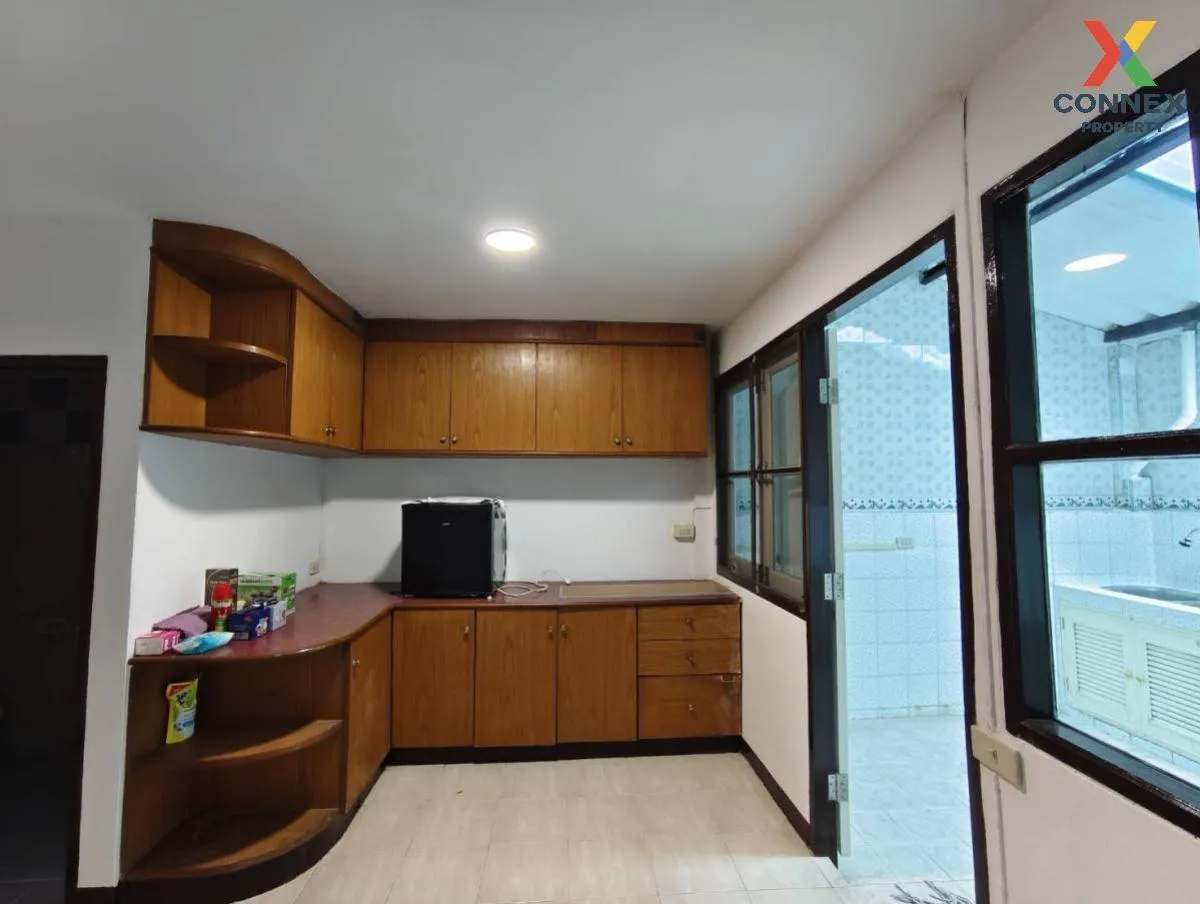 ขายทาวน์เฮ้าส์/ทาวน์โฮม  การ์เด้นปาล์ม วิลเลจ บางกระทึก สามพราน น