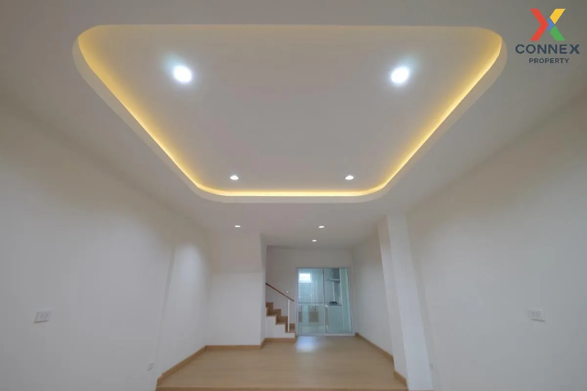 For Sale Townhouse/Townhome  , Baan Sud Theeruk , Chankasem , Cha