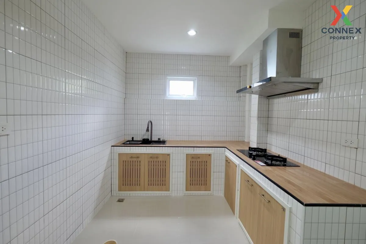 For Sale Townhouse/Townhome  , Baan Sud Theeruk , Chankasem , Cha