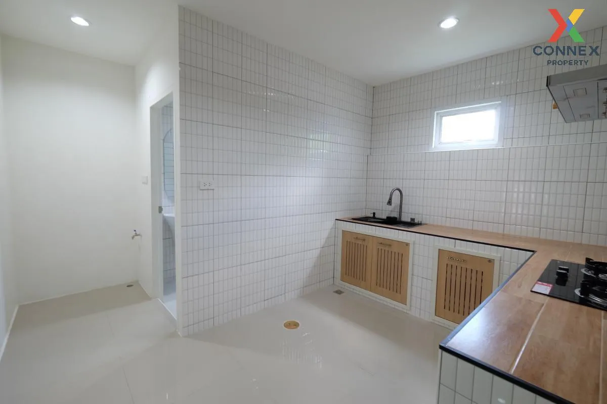 For Sale Townhouse/Townhome  , Baan Sud Theeruk , Chankasem , Cha