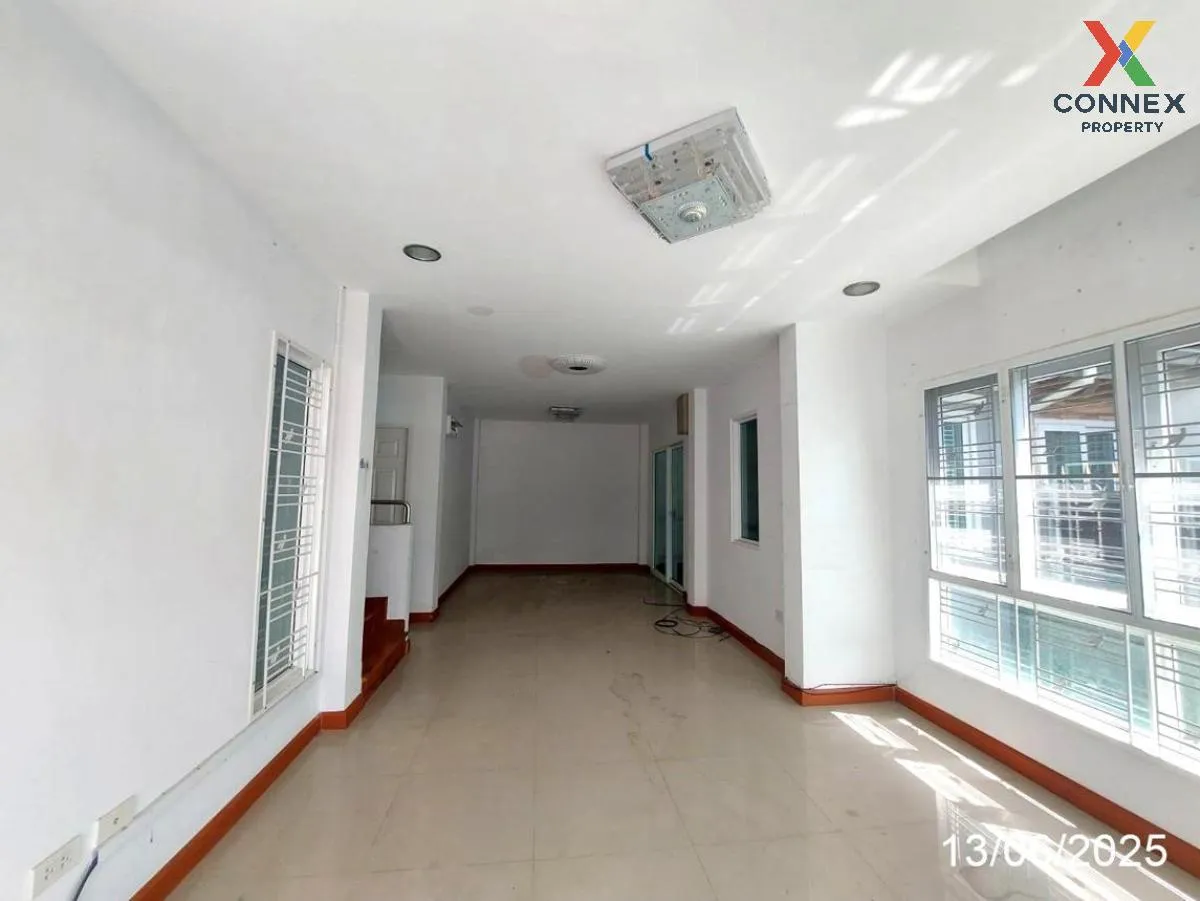 For Sale House , Baan Lapawan 21 , Bang Phlap , Pak Kret , Nontha