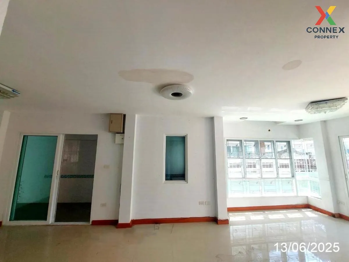 For Sale House , Baan Lapawan 21 , Bang Phlap , Pak Kret , Nontha