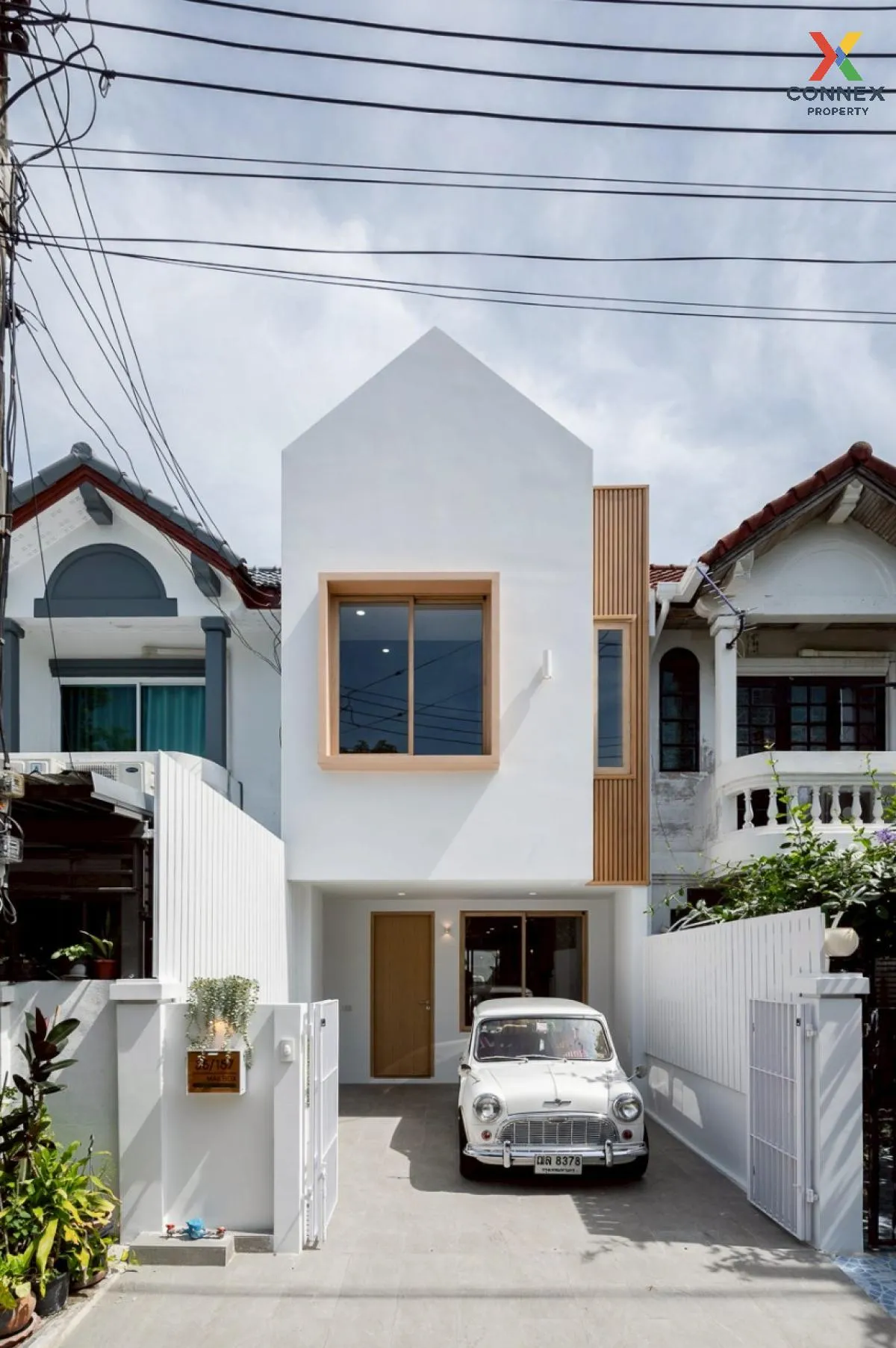 For Rent Townhouse/Townhome  , Maneeya , MRT-Vatcharaphol , Khlon 1