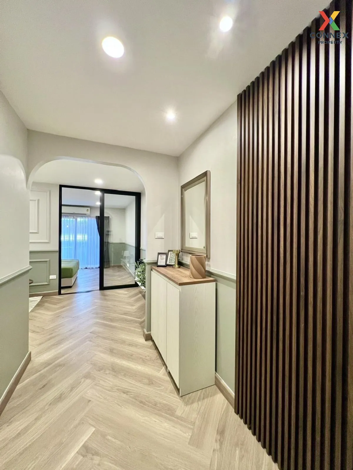 For Sale Condo , Srivara Mansion 1 , MRT-Thailand Cultural Centre