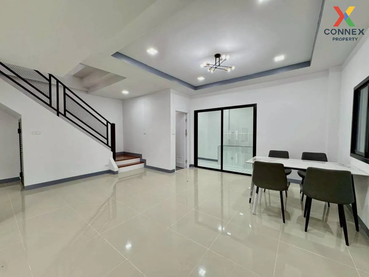 For Sale Townhouse/Townhome  , Rattanathani (Bang Bua Thong) , ne