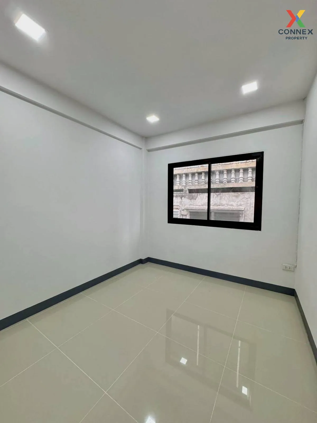 For Sale Townhouse/Townhome  , Rattanathani (Bang Bua Thong) , ne