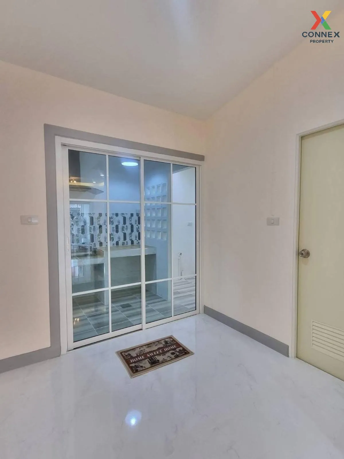 For Sale Townhouse/Townhome  , Baan Buathong 3 , newly renovated 