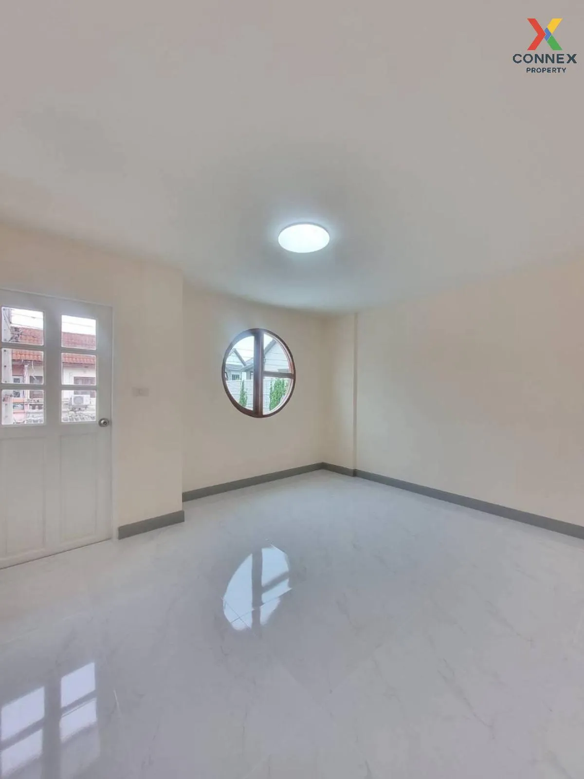 For Sale Townhouse/Townhome  , Baan Buathong 3 , newly renovated 