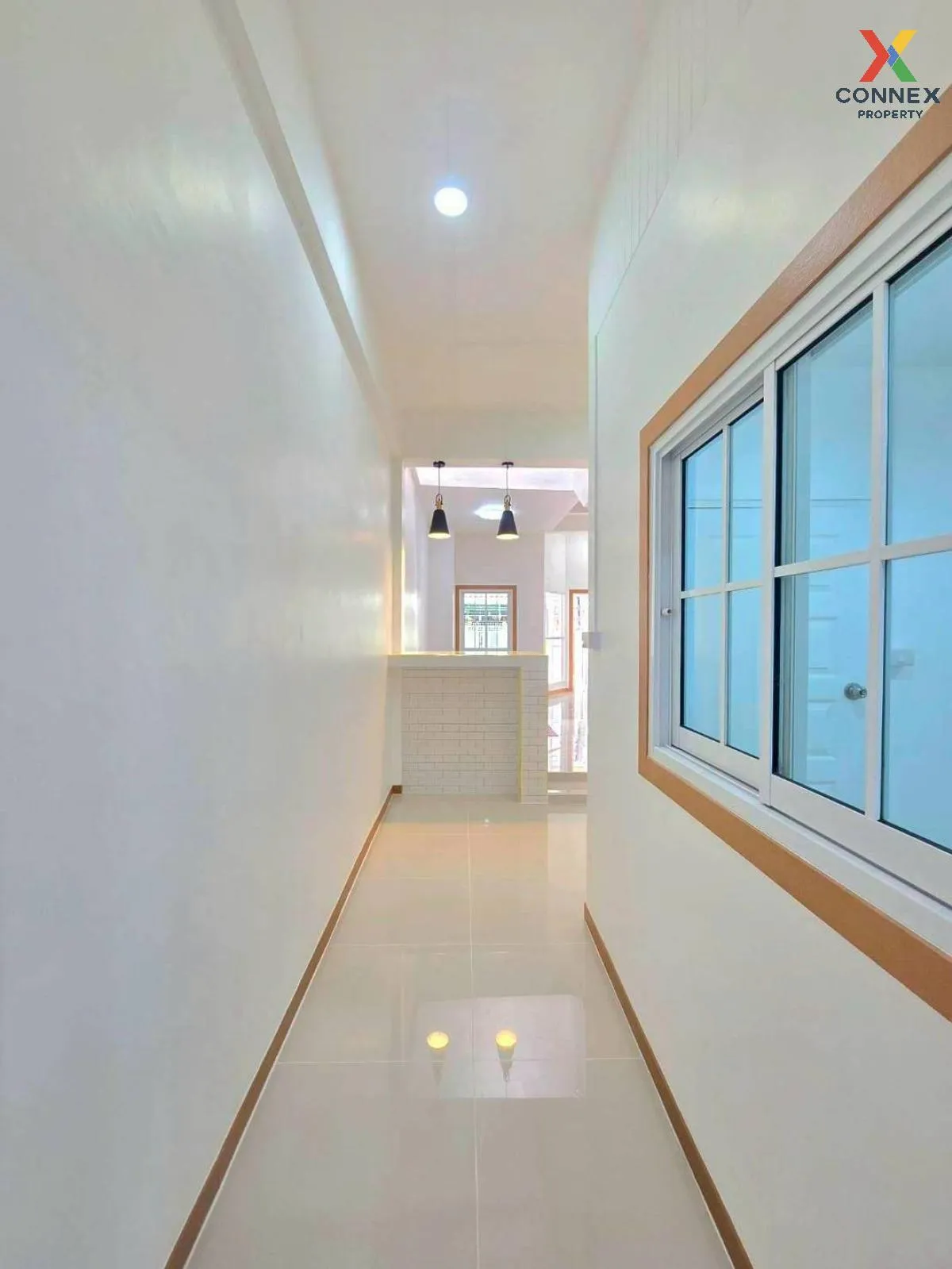 ขายทาวน์เฮ้าส์/ทาวน์โฮม  บัวทองธานี พาร์ค รีโนเวทใหม่ บางบัวทอง บ