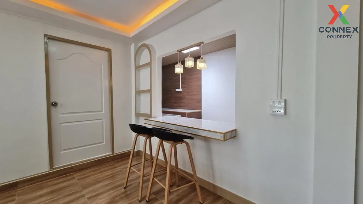 For Sale House ,  K.C. Garden Home 20 , Sam Wa Tawan Ok , Khlong 