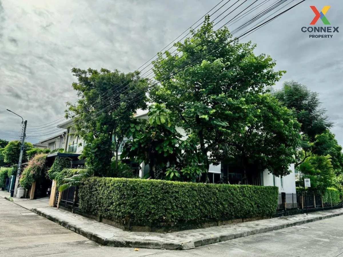 For Sale House , The Plant Exclusique Phatthanakan , ARL-Hua Mak 