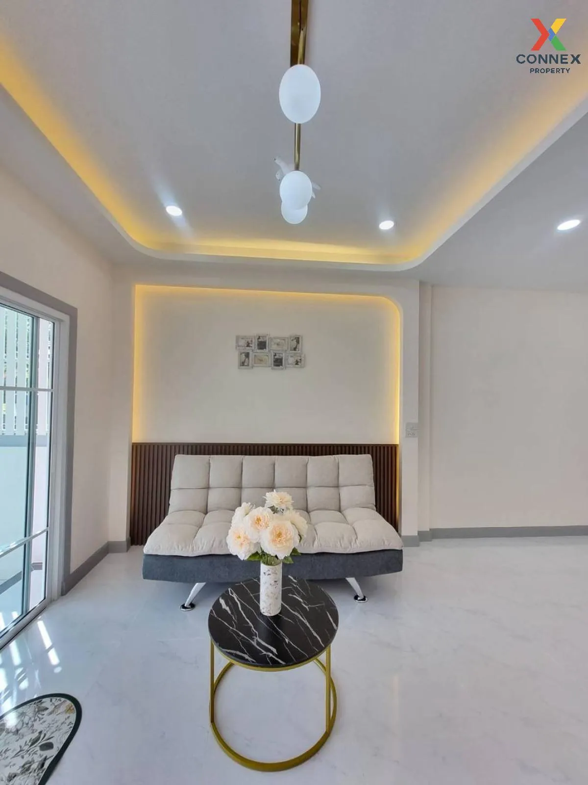 For Sale Townhouse/Townhome  , Baan Buathong 3 , newly renovated  4