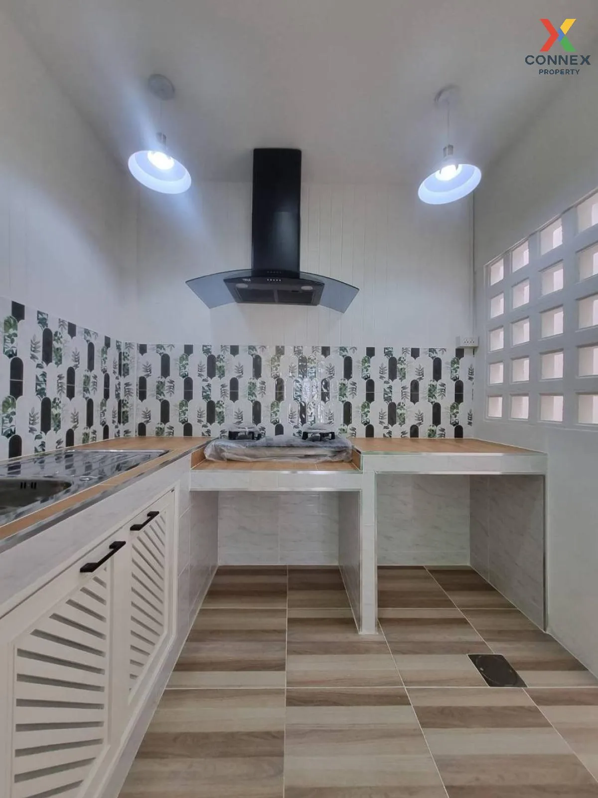 For Sale Townhouse/Townhome  , Baan Buathong 3 , newly renovated 