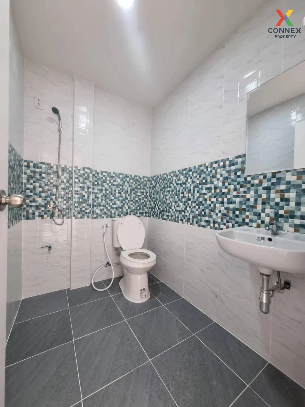 For Sale Townhouse/Townhome  , Baan Buathong 3 , newly renovated 