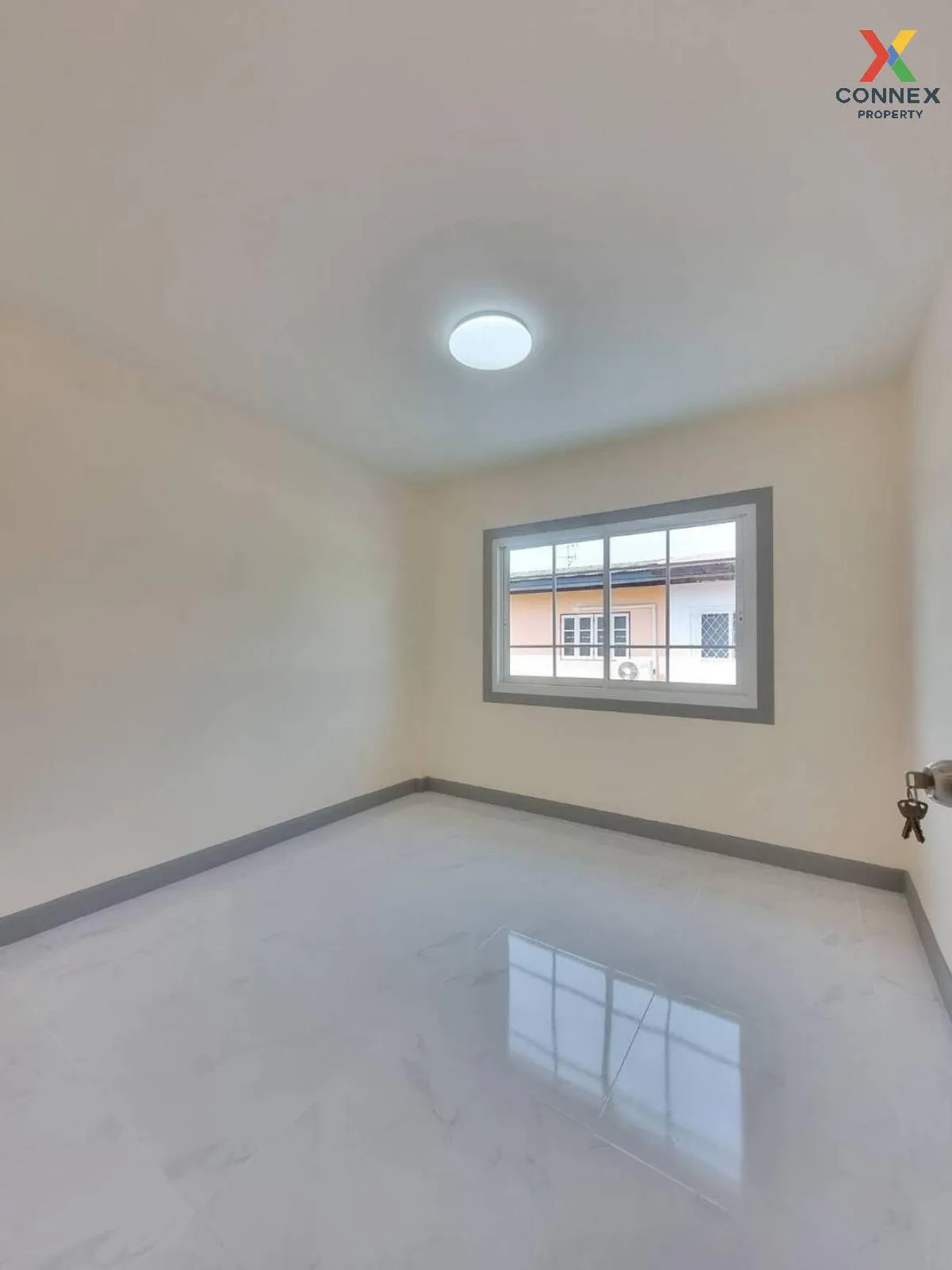 For Sale Townhouse/Townhome  , Baan Buathong 3 , newly renovated 