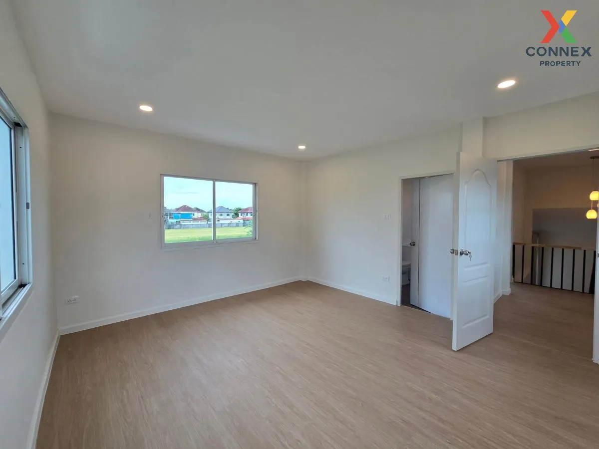For Sale House , K.C. Garden Home , Sam Wa Tawan Ok , Khlong Sam 