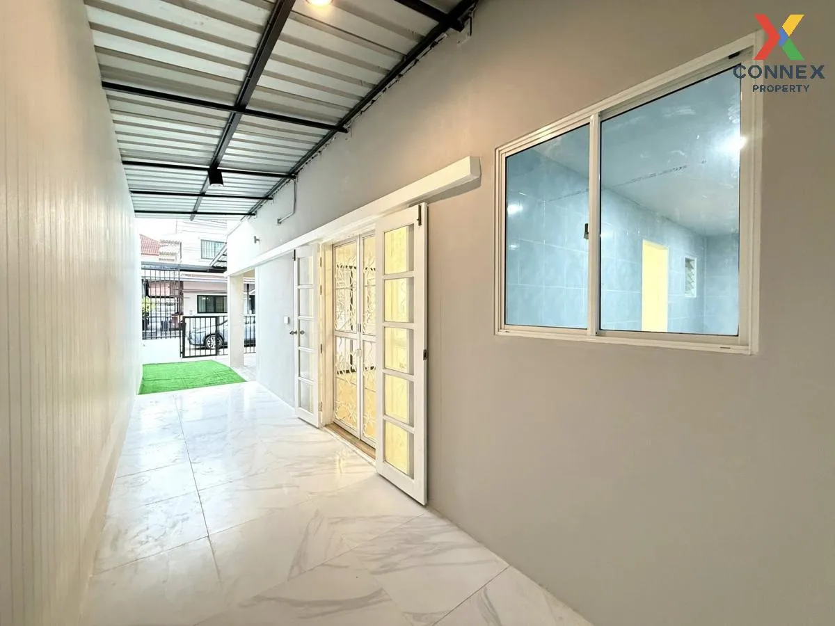 For Sale Townhouse/Townhome  , BaanThanasuk , newly renovated , N 3
