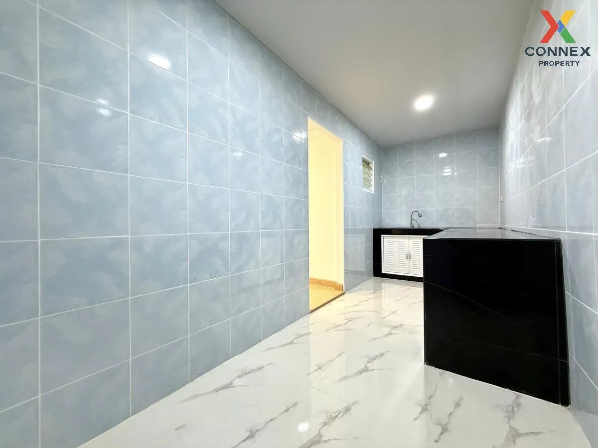 For Sale Townhouse/Townhome  , BaanThanasuk , newly renovated , N