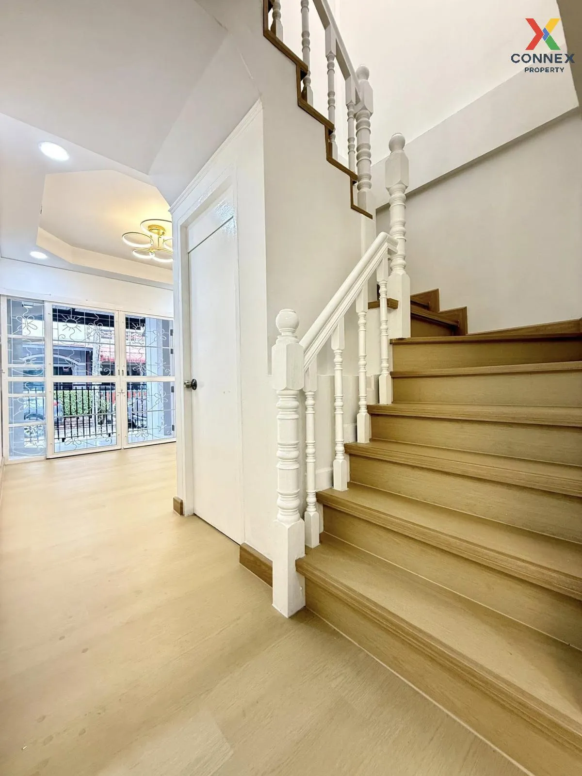 For Sale Townhouse/Townhome  , BaanThanasuk , newly renovated , N