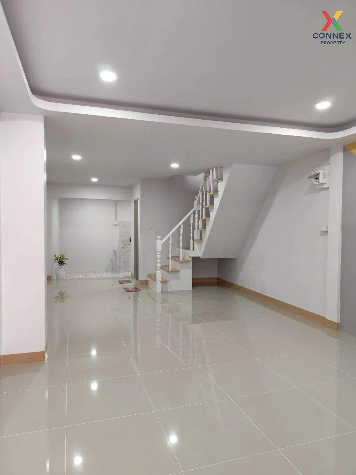 For Sale Townhouse/Townhome  , Jitnarong 21 , newly renovated , N 4