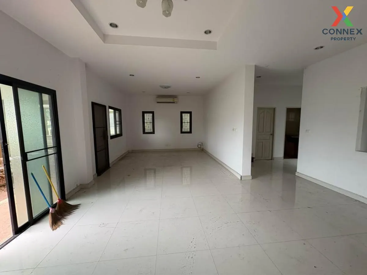 For Sale House , BAAN KRITSANA RAMA 5 - KARNCHANAPHISEK , Bang Kh