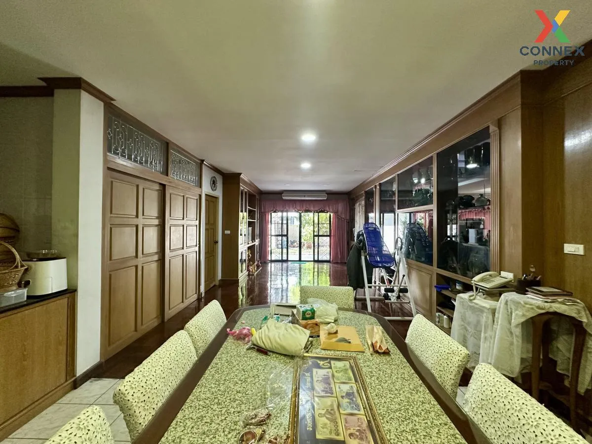 เช่าบ้าน  เมืองทองธานีโครงการ 4 คลองเกลือ ปากเกร็ด นนทบุรี CX-129